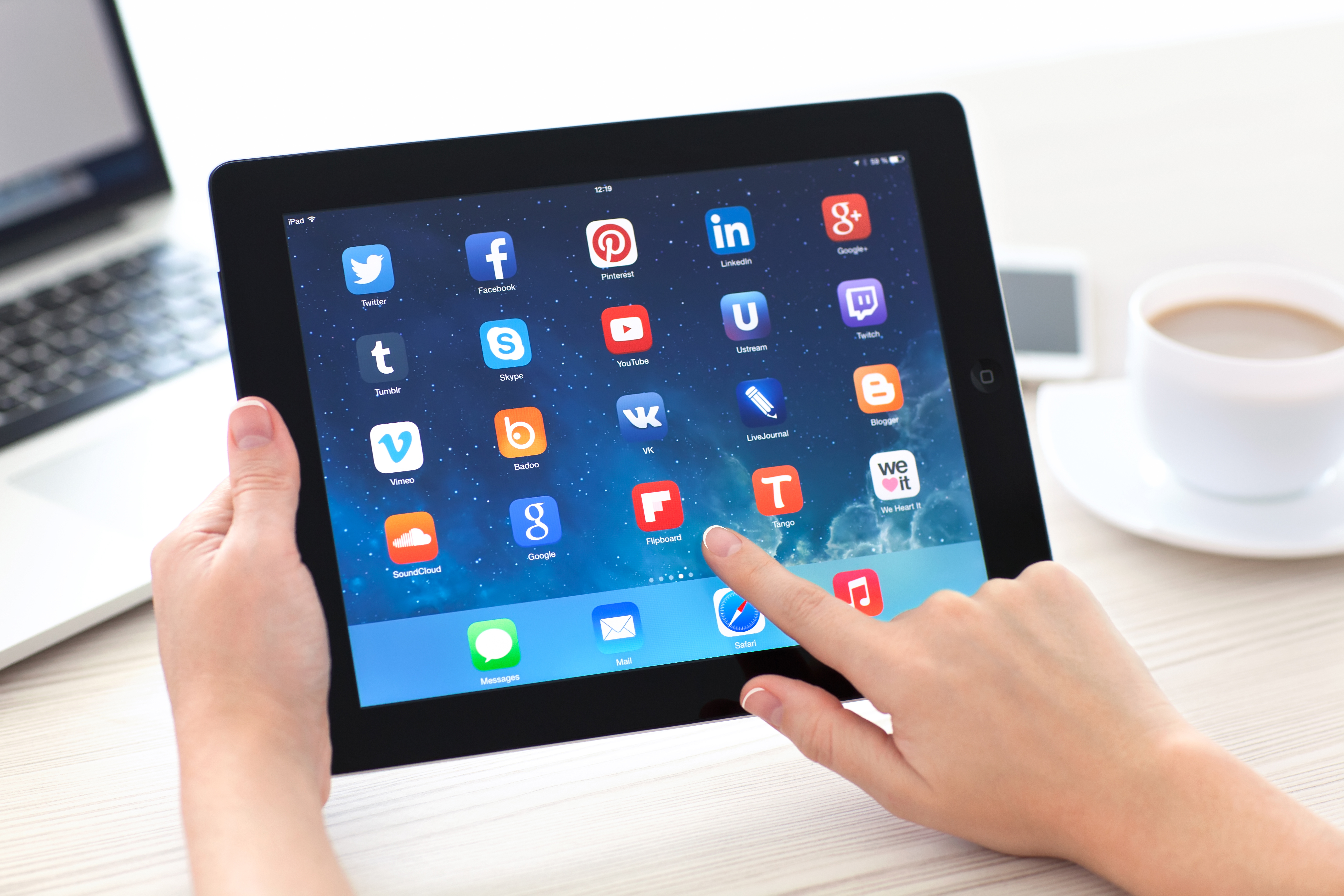 12 iPad Apps For The Techy Teacher5616 x 3744